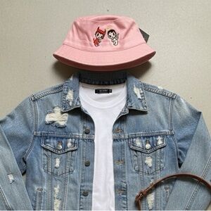 💓👼👺Bad Bunny Pink Embroidered Bucket Hat l